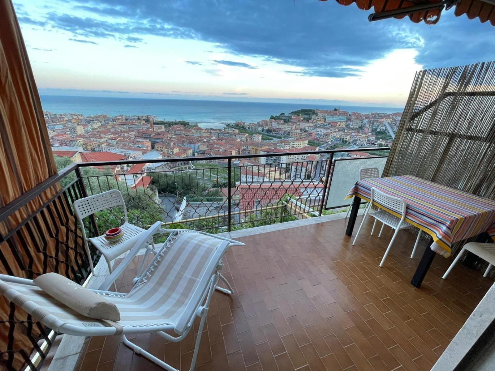 Thekeystudio, La Casa Del Mare Azzurro With Seaview ヴェンティミーリア エクステリア 写真