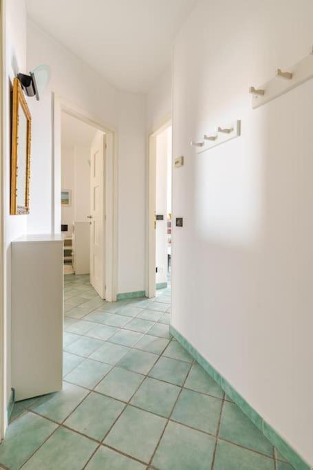 Thekeystudio, La Casa Del Mare Azzurro With Seaview ヴェンティミーリア エクステリア 写真