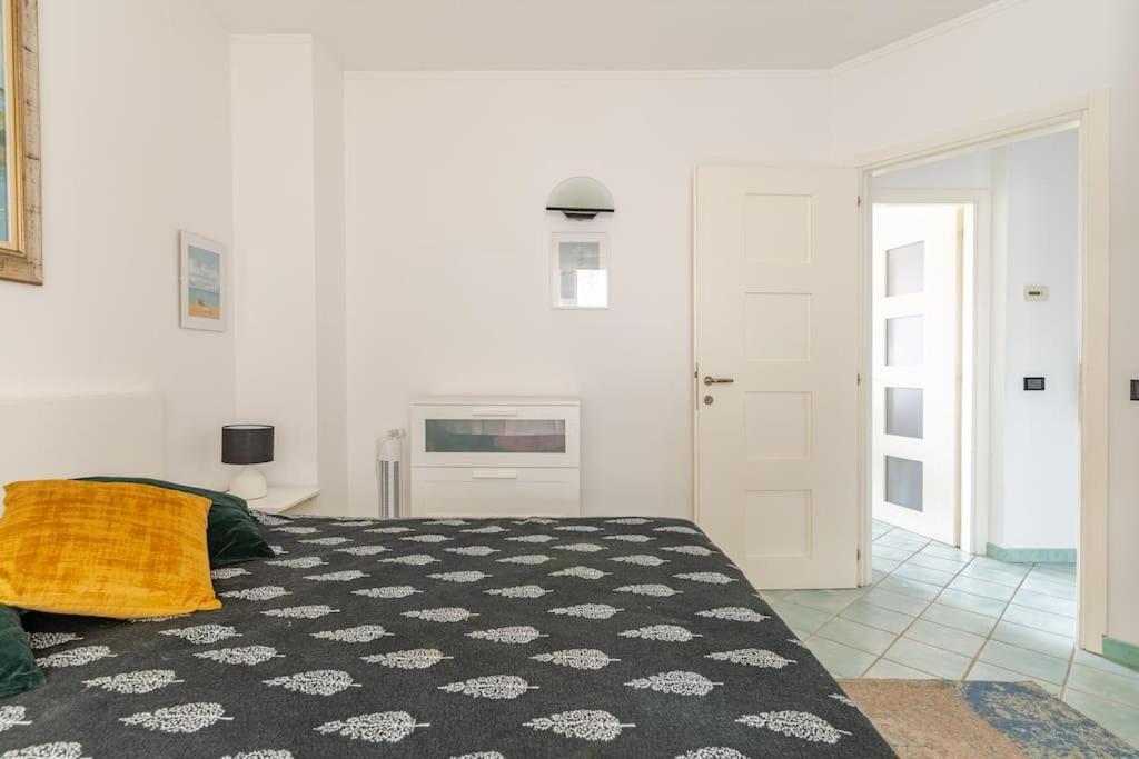 Thekeystudio, La Casa Del Mare Azzurro With Seaview ヴェンティミーリア エクステリア 写真