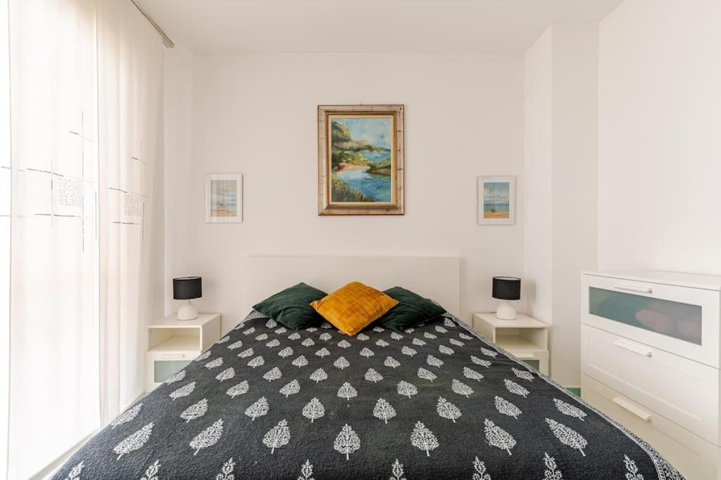 Thekeystudio, La Casa Del Mare Azzurro With Seaview ヴェンティミーリア エクステリア 写真